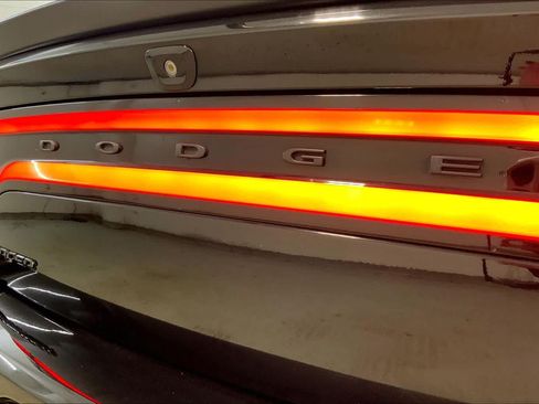 Used 2020 Dodge Charger SXT w/ Blacktop Package RWD image 9
