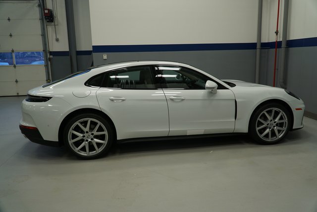 New 2026 Porsche Panamera 4 AWD/4WD image 11