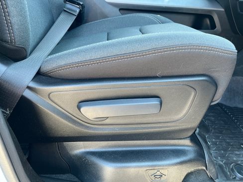Used 2022 RAM 1500 Big Horn AWD/4WD image 30