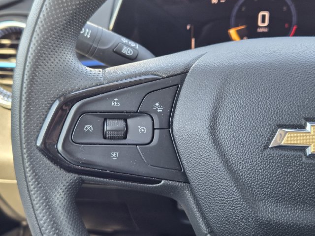 Used 2025 Chevrolet Trax LT FWD image 28