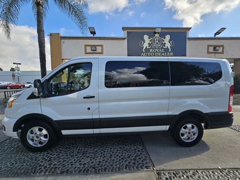 Used 2020 Ford Transit 150 XLT image 8