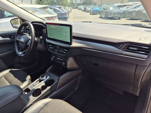 Used 2025 Ford Escape SE FWD image 33