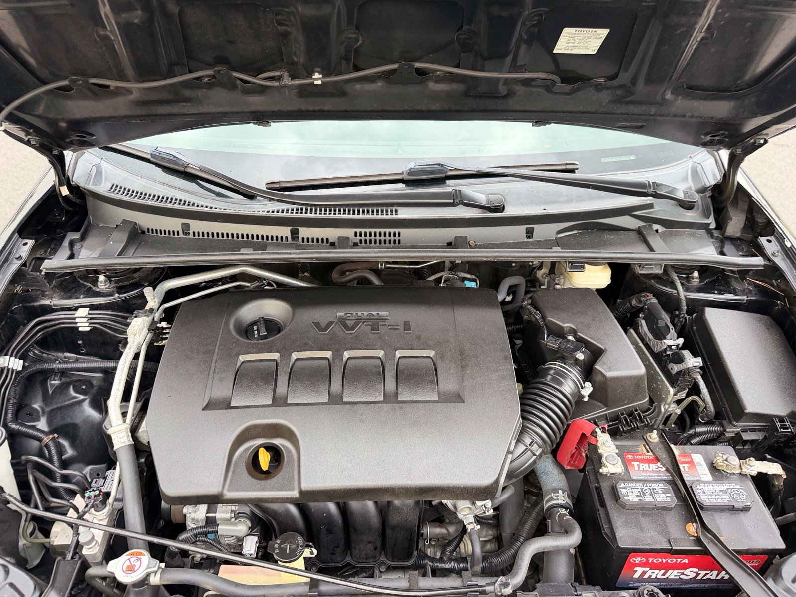 Used 2018 Toyota Corolla SE FWD image 42
