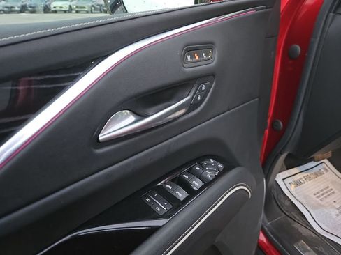 Certified 2022 Cadillac Escalade Sport image 11