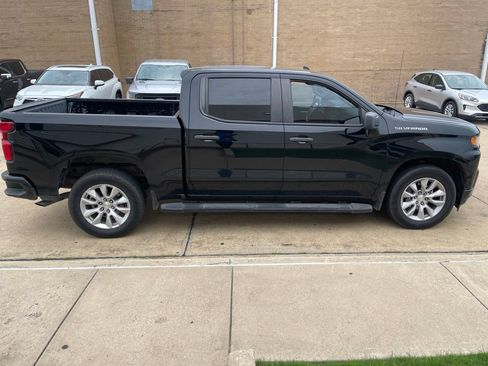 Used 2020 Chevrolet Silverado 1500 Custom w/ Custom Value Package RWD image 7