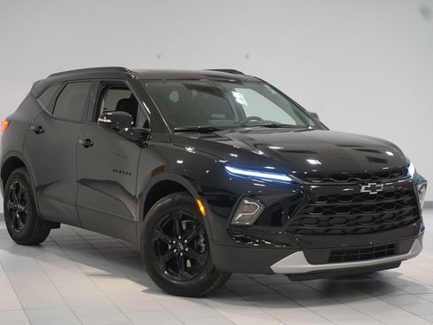 Certified 2024 Chevrolet Blazer LT w/ Midnight/Sport Edition image 3