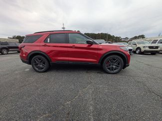 New 2026 Ford Explorer ST-Line w/ ST-Line Street Pack video 3