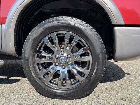 Used 2018 Nissan Titan Platinum Reserve w/ Platinum Utility Package AWD/4WD image 8