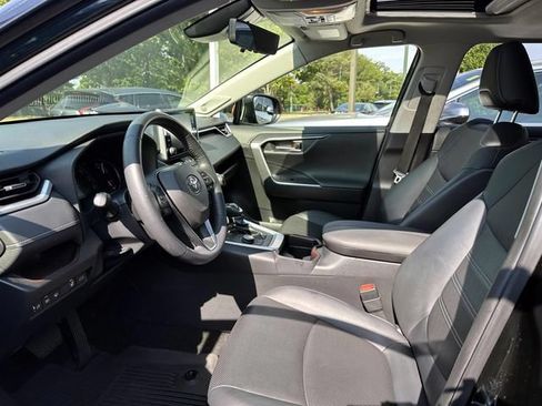 Used 2020 Toyota RAV4 Limited w/ Limited Grade Weather Package AWD/4WD image 16