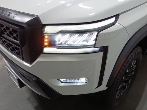 Certified 2023 Nissan Frontier PRO-4X w/ Pro Convenience Package AWD/4WD image 27