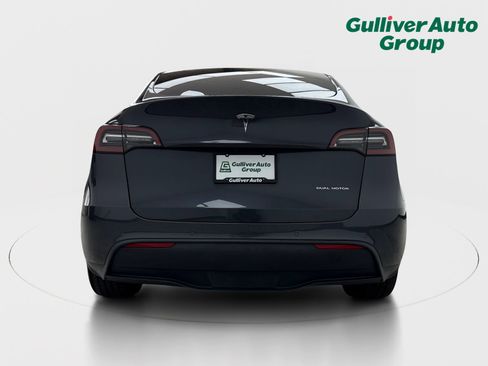 Used 2021 Tesla Model Y Long Range AWD/4WD image 7