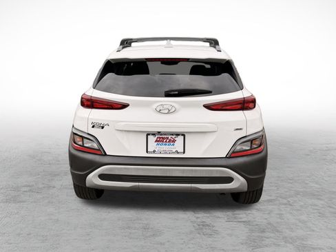 Used 2023 Hyundai Kona SEL AWD/4WD image 6