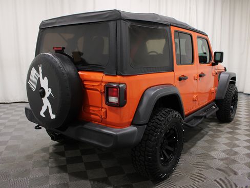 Used 2018 Jeep Wrangler Unlimited Sport AWD/4WD image 24