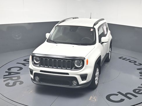 Used 2021 Jeep Renegade Latitude AWD/4WD image 30