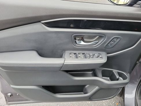 Certified 2025 Honda Pilot EX-L image 21