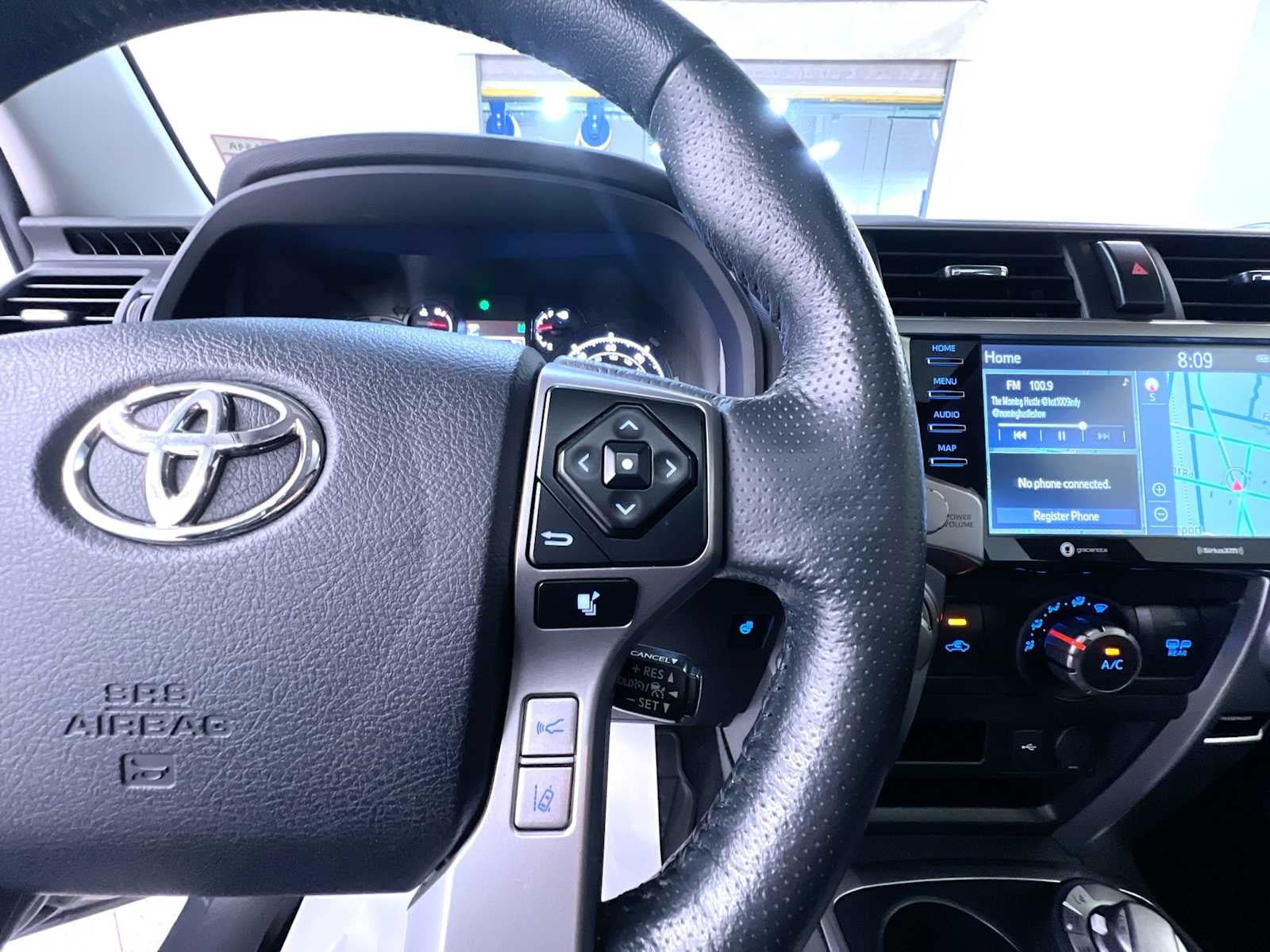 Used 2024 Toyota 4Runner SR5 Premium w/ Moonroof Package AWD/4WD image 21