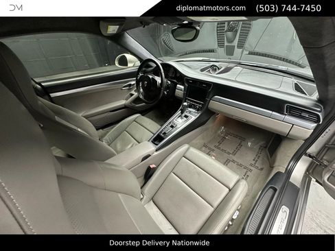 Used 2012 Porsche 911 Carrera S image 18