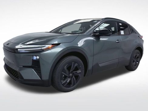 New 2026 Toyota C-HR AWD/4WD image 4