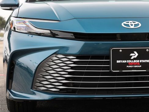 New 2026 Toyota Camry XLE image 4