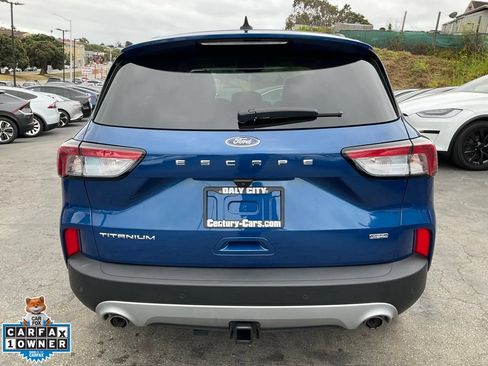 Used 2022 Ford Escape Titanium w/ Titanium Premium Package FWD image 4