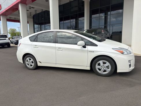 Used 2010 Toyota Prius Two image 7
