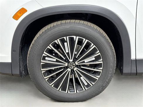 New 2026 Volkswagen Tiguan S image 18