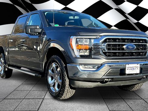 Used 2022 Ford F150 XLT w/ Equipment Group 302A High image 11