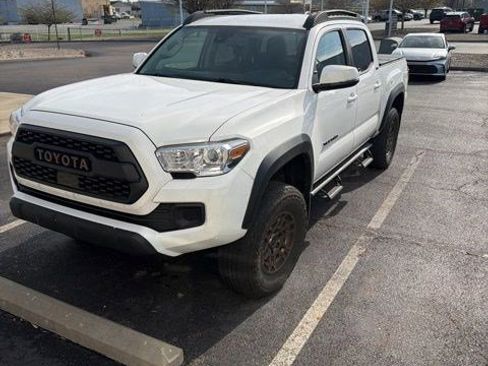 Used 2023 Toyota Tacoma 4x4 Double Cab w/ Trail Edition image 6