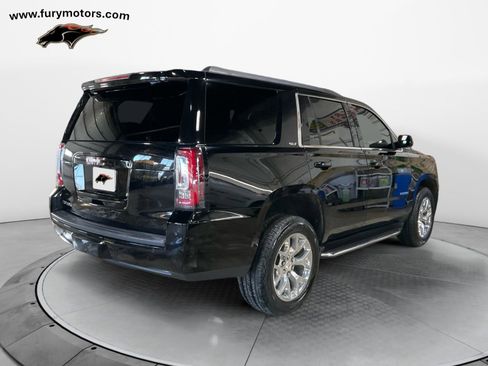 Used 2018 GMC Yukon SLT image 3