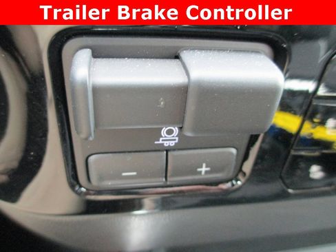 Certified 2022 GMC Sierra 1500 SLT w/ SLT Premium Package image 16