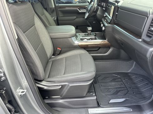 Certified 2026 GMC Sierra 1500 Elevation image 14