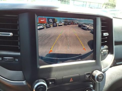Used 2022 RAM 1500 Big Horn RWD image 30