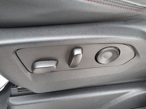 Certified 2023 Chevrolet Tahoe RST w/ Sport Performance Package image 20