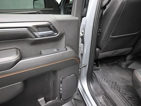 Used 2024 GMC Sierra 1500 AT4 w/ Technology Package AWD/4WD image 18
