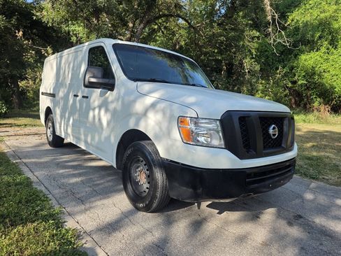 Used 2020 Nissan NV 1500 SV w/ Back Door Glass Package RWD image 2