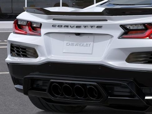 New 2026 Chevrolet Corvette Z06 w/ Stealth Interior Trim Package RWD image 14