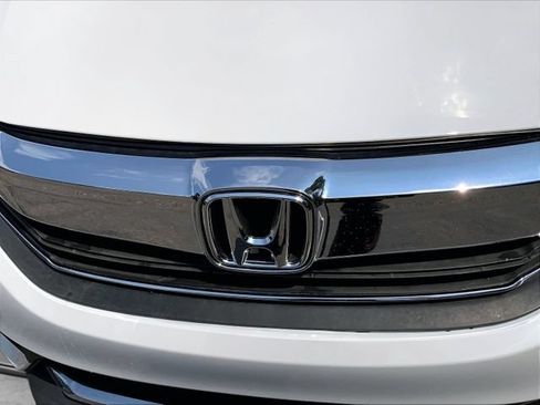 Used 2017 Honda Accord EX image 5
