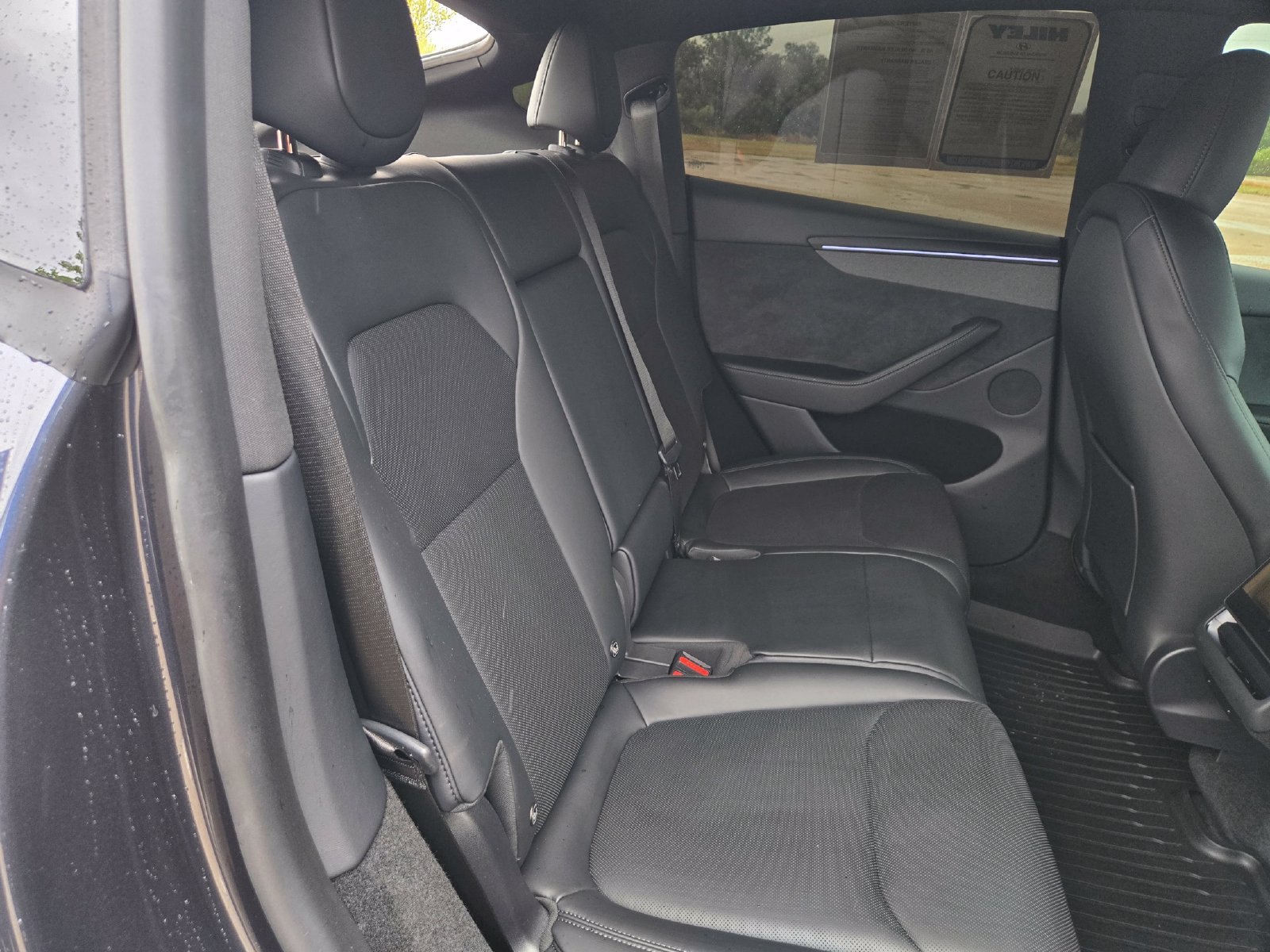 Used 2026 Tesla Model Y AWD image 25