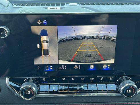 New 2026 Chevrolet Colorado Z71 w/ Technology Package AWD/4WD image 24