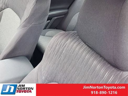 Used 2025 Toyota Camry LE image 15