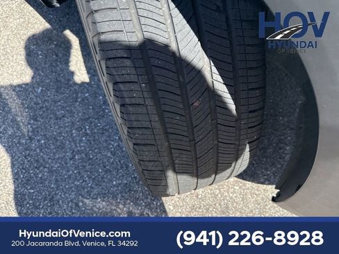 Used 2022 Hyundai Tucson Limited w/ Cargo Package FWD image 17