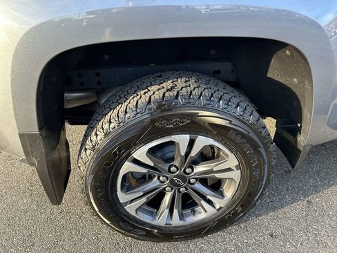 Used 2021 Chevrolet Colorado Z71 image 12