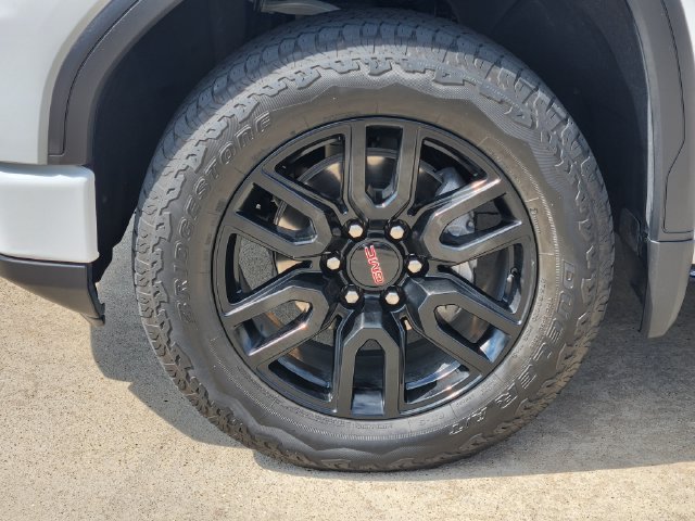 Used 2025 GMC Sierra 1500 Elevation w/ Elevation Premium Package AWD/4WD image 10