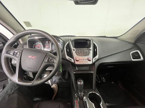 Used 2016 GMC Terrain SLE image 19