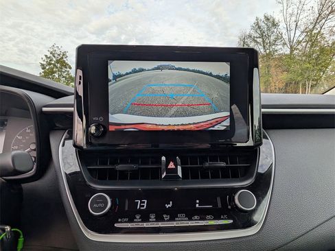 Used 2024 Toyota Corolla LE image 15