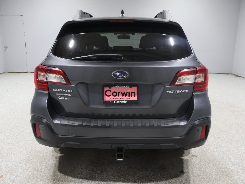 Used 2018 Subaru Outback 2.5i Limited AWD/4WD image 3