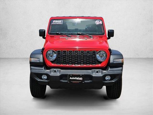 Used 2024 Jeep Wrangler Unlimited Sport AWD/4WD image 2