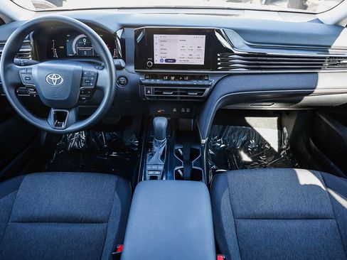 Used 2026 Toyota Camry LE w/ Convenience Package FWD image 10
