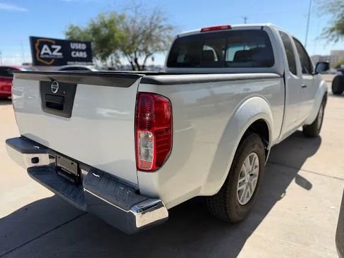 Used 2017 Nissan Frontier SV RWD image 11