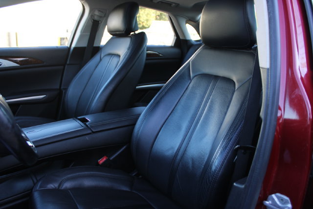 Used 2016 Lincoln MKZ w/ Equipment Group 300A Reserve FWD image 20